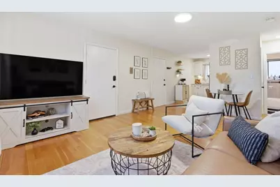 545 Adams St #12, Boston, MA 02122 - Photo 4