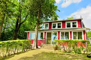 8 Union Rd, Wales, MA 01081 - Photo 2