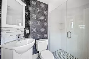 1 Pearl St, Marblehead, MA 01945 - Photo 12
