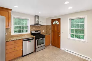 12 Platt Rd, Boston, MA 02135 - Photo 4