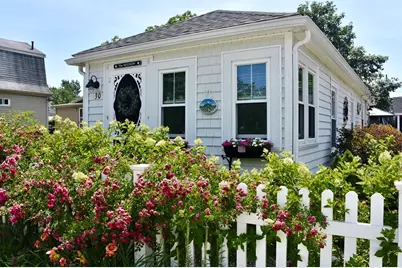 30 Thirteenth St, Wareham, MA 02571 - Photo 2