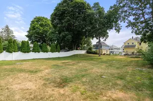 39 Phillips Ave, Norwood, MA 02062 - Photo 28