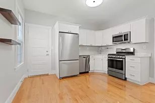 68 Saxton St, Boston, MA 02125 - Photo 4
