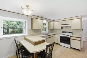12 Hemlock Rd, Westford, MA 01886 - Photo 10