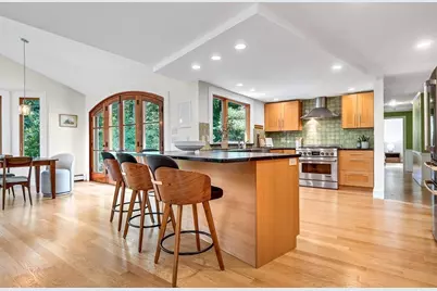 41 Taylor Rd, Acton, MA 01720 - Photo 2