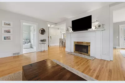 219 Maple Avenue, Shrewsbury, MA 01545 - Photo 8