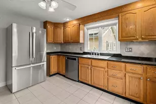 30 Rosedale Ave, Everett, MA 02149 - Photo 16