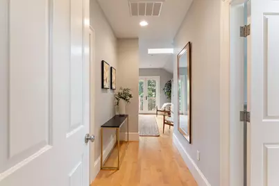 85 Upland Rd, Cambridge, MA 02140 - Photo 26