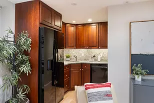 85 Upland Rd, Cambridge, MA 02140 - Photo 38