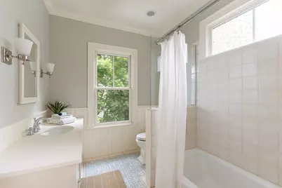 85 Upland Rd, Cambridge, MA 02140 - Photo 22