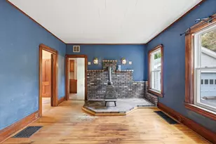 31 Lincoln Ave, Orange, MA 01364 - Photo 10
