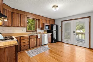 89 W Meadow Rd, Lowell, MA 01854 - Photo 12