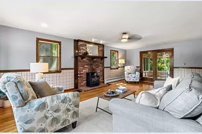 89 W Meadow Rd, Lowell, MA 01854 - Photo 6
