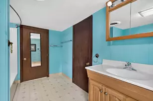 42 Cottage Dr, Holliston, MA 01746 - Photo 18