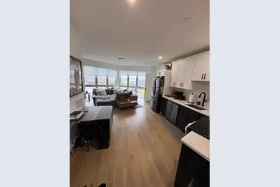 144 Old Colony Ave #404, Boston, MA 02127 - Photo 2