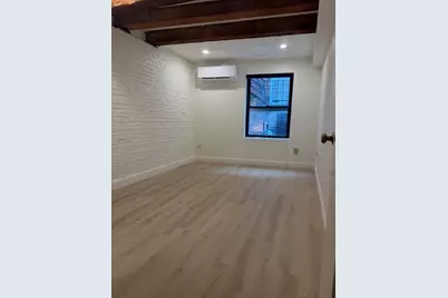170 Commercial St #4, Boston, MA 02109 - Photo 6