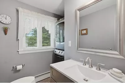 15 Thurston Place, Fitchburg, MA 01420 - Photo 18
