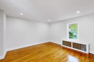 22 Baldwin St, Winchester, MA 01890 - Photo 12