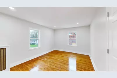 22 Baldwin St, Winchester, MA 01890 - Photo 10