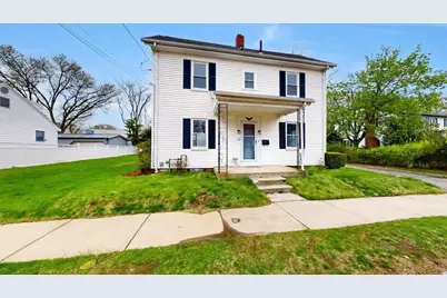 22 Baldwin St, Winchester, MA 01890 - Photo 1