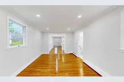 22 Baldwin St, Winchester, MA 01890 - Photo 12
