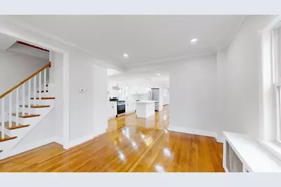 22 Baldwin St, Winchester, MA 01890 - Photo 4