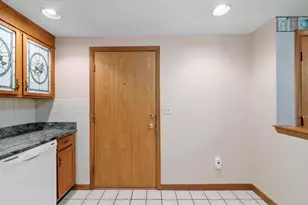 45 Christopher Dr, Methuen, MA 01844 - Photo 10