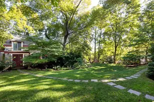 75 Bellevue St, Newton, MA 02458 - Photo 4