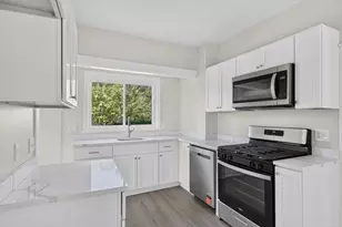 71 Great Neck Rd, Wareham, MA 02571 - Photo 4