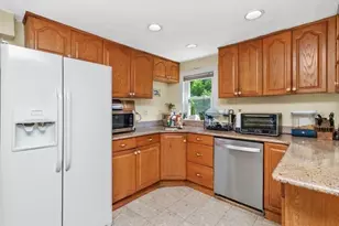44 Barbara Rd, Newton, MA 02465 - Photo 2