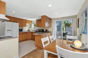 44 Barbara Rd, Newton, MA 02465 - Photo 4