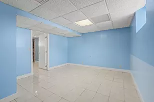 496 Tucker St, Fall River, MA 02721 - Photo 10