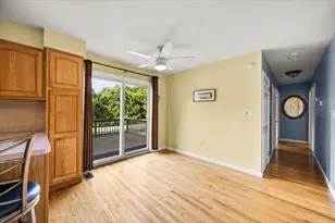 82 Midland Rd, Somerset, MA 02726 - Photo 16