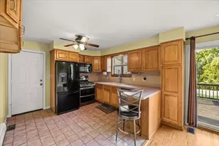82 Midland Rd, Somerset, MA 02726 - Photo 12