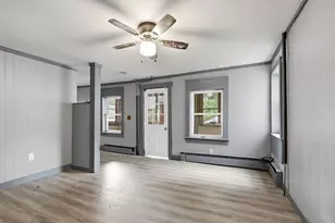 91 Walnut, Fitchburg, MA 01420 - Photo 6