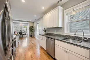 11 Harvard St, Everett, MA 02149 - Photo 6