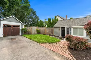 14 Linden St, Marblehead, MA 01945 - Photo 36