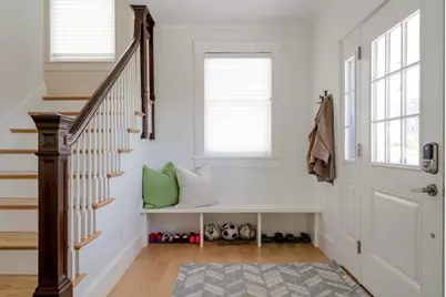 36 Laurel Street #FRONT, Somerville, MA 02143 - Photo 2