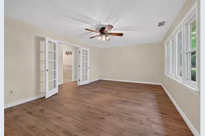 240 W Main Street, West Brookfield, MA 01585 - Photo 8