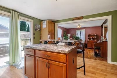 148 Pond St, Leominster, MA 01453 - Photo 12