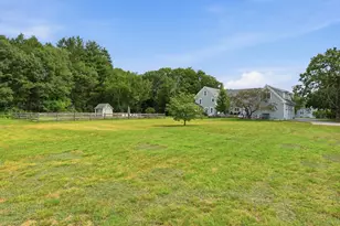 122 Russell St, Carlisle, MA 01741 - Photo 32