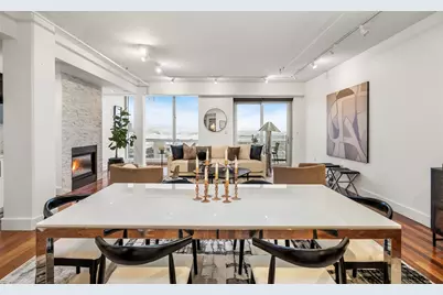 25 Channel Center St #PH2-201, Boston, MA 02210 - Photo 4