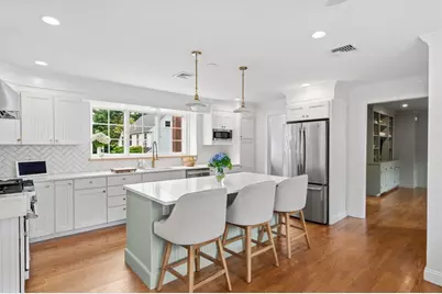 19 Hersey St, Hingham, MA 02043 - Photo 8