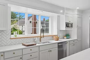 19 Hersey St, Hingham, MA 02043 - Photo 8