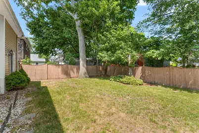 152 Harding St, Fall River, MA 02720 - Photo 26