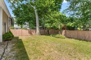 152 Harding St, Fall River, MA 02720 - Photo 26