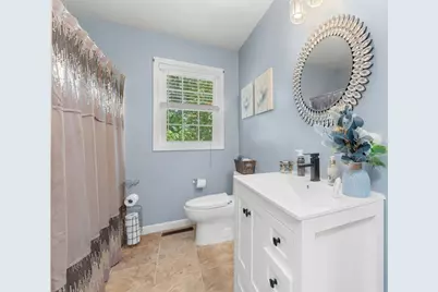 152 Harding St, Fall River, MA 02720 - Photo 18