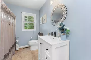 152 Harding St, Fall River, MA 02720 - Photo 18