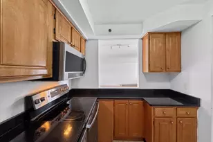 1025 Hancock St, Quincy, MA 02169 - Photo 4