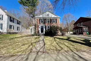 32 Wamsutta Ave, Worcester, MA 01602 - Photo 1